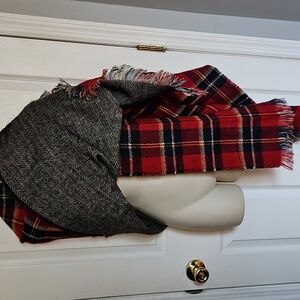 NWT PLAID CHEVRON Reversible Rustic Blanket Scarf